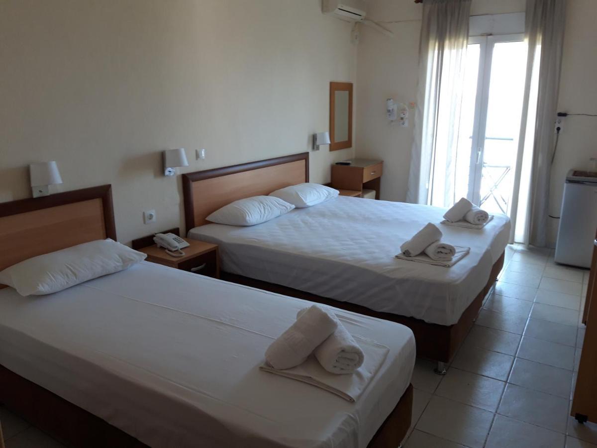 Vourvourou Hotel Luaran gambar